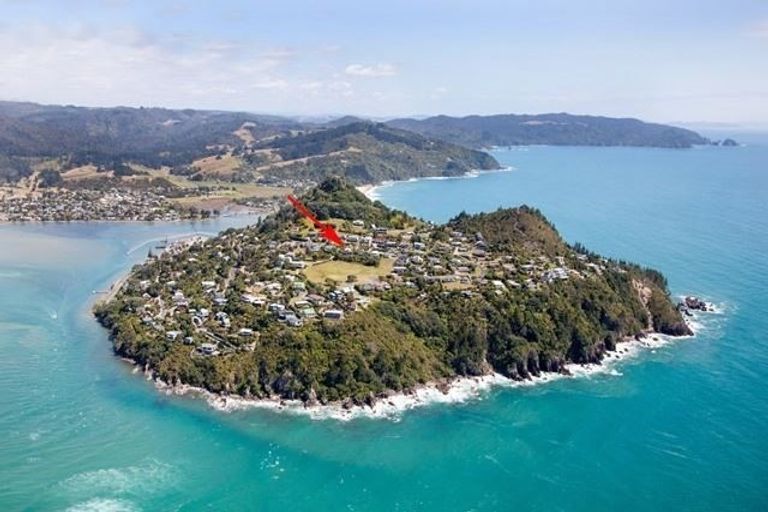 Photo of property in 240 Paku Drive, Tairua, 3508