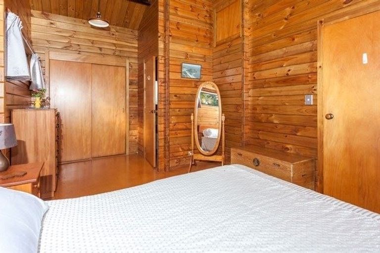 Photo of property in 240 Paku Drive, Tairua, 3508