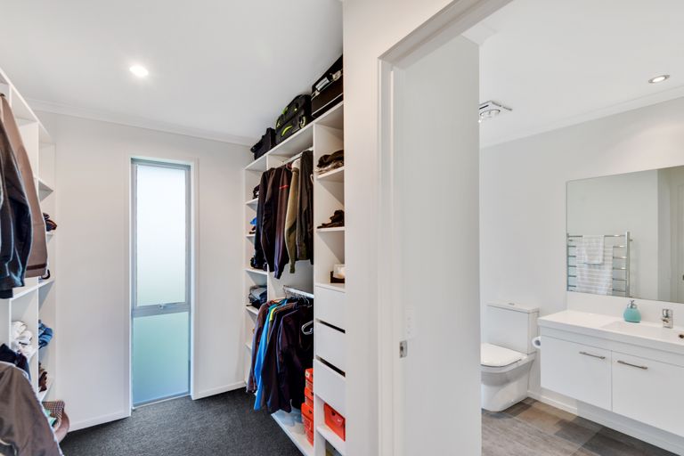 Photo of property in 14 Hillpark Drive, Pokeno, 2402