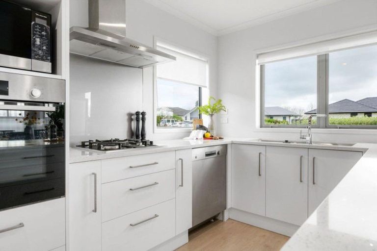 Photo of property in 1/46 North Ridge Drive, Rototuna North, Hamilton, 3281