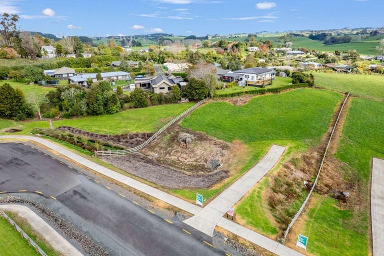 Photo of property in 12 Frost Rise, Hunua, 2583