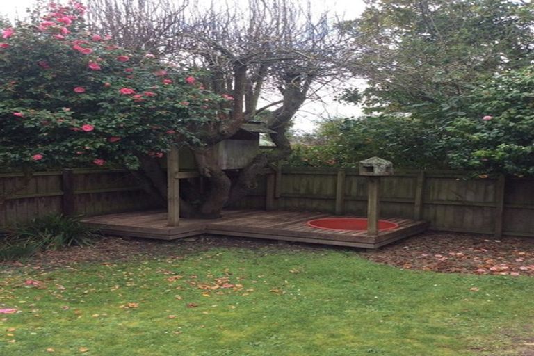 Photo of property in 61 Ashgrove Terrace, Somerfield, Christchurch, 8024