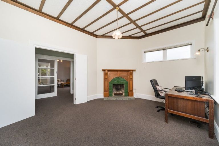 Photo of property in 643 Ferguson Street, Terrace End, Palmerston North, 4410