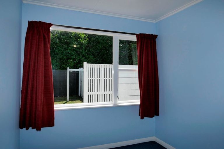 Photo of property in 130a Main Road North, Woodend, 7610