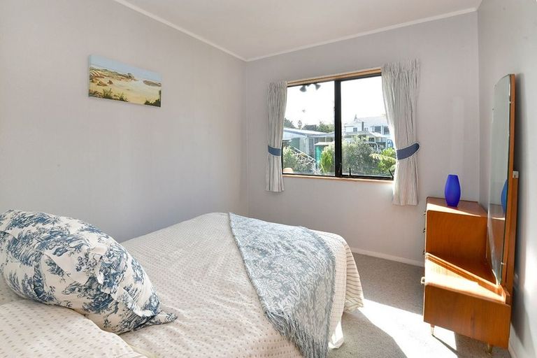 Photo of property in 19a Cornel Circle, Snells Beach, 0920