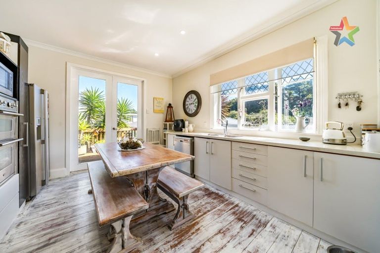 Photo of property in 32 Hair Street, Wainuiomata, Lower Hutt, 5014