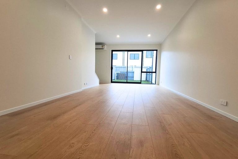 Photo of property in 14 Rigby Drive, Whenuapai, Auckland, 0618