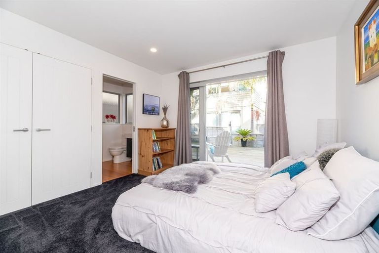 Photo of property in 90a Beach Road, Castor Bay, Auckland, 0620