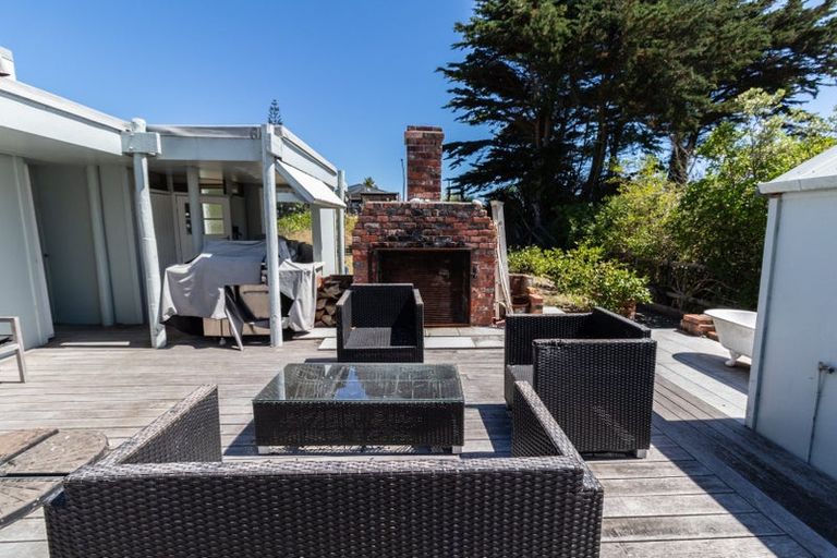 Photo of property in 9 Dixie Street, Te Horo Beach, Otaki, 5581