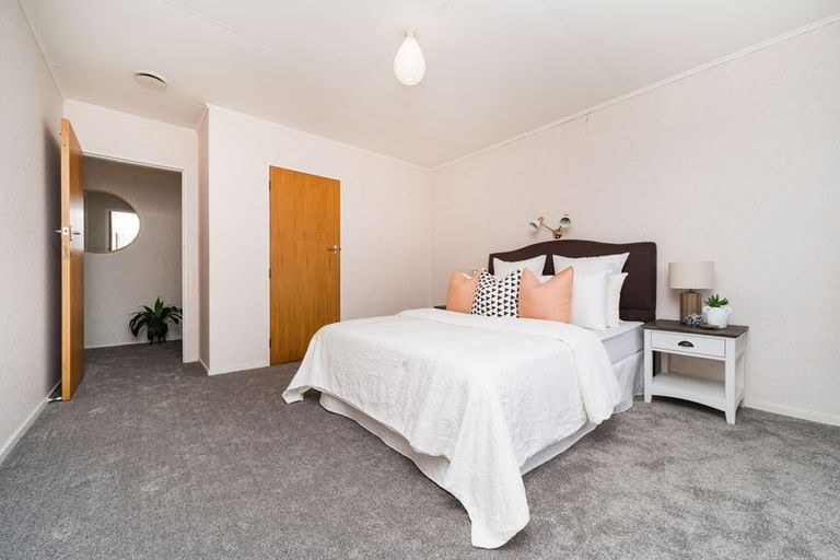 Photo of property in 28b Wood Street, Takaro, Palmerston North, 4410