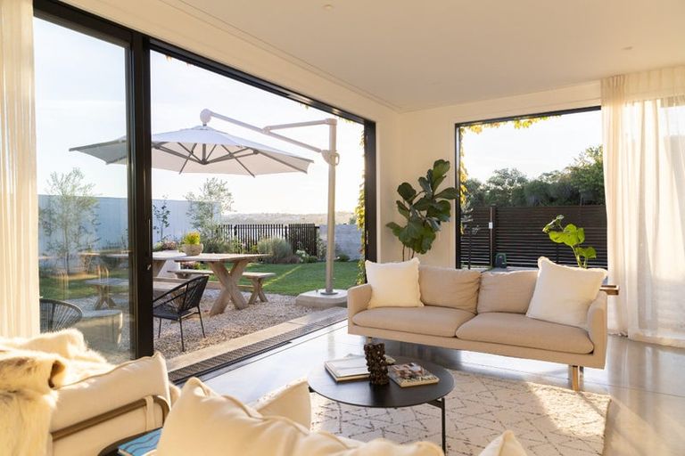 Photo of property in 6 Pine Ridge Terrace, Hauraki, Auckland, 0622