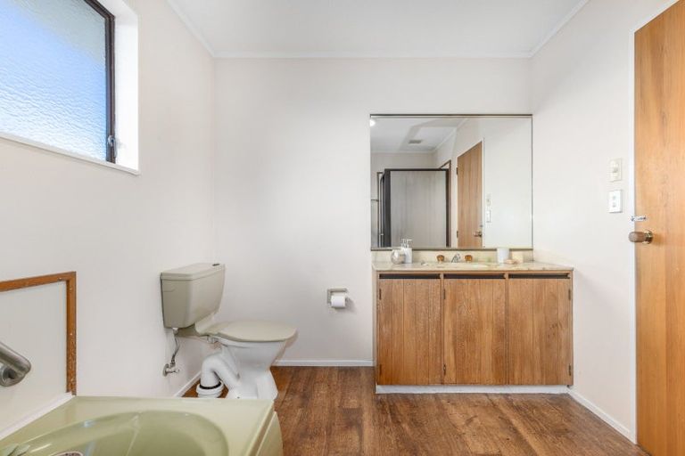 Photo of property in 12 Tremaine Place, Camborne, Porirua, 5026