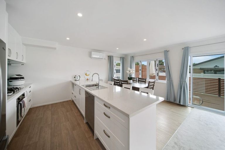 Photo of property in 36 Kelvin Road, Papakura, 2110