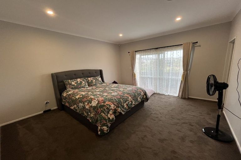 Photo of property in 90 Hillpark Drive, Pokeno, 2402