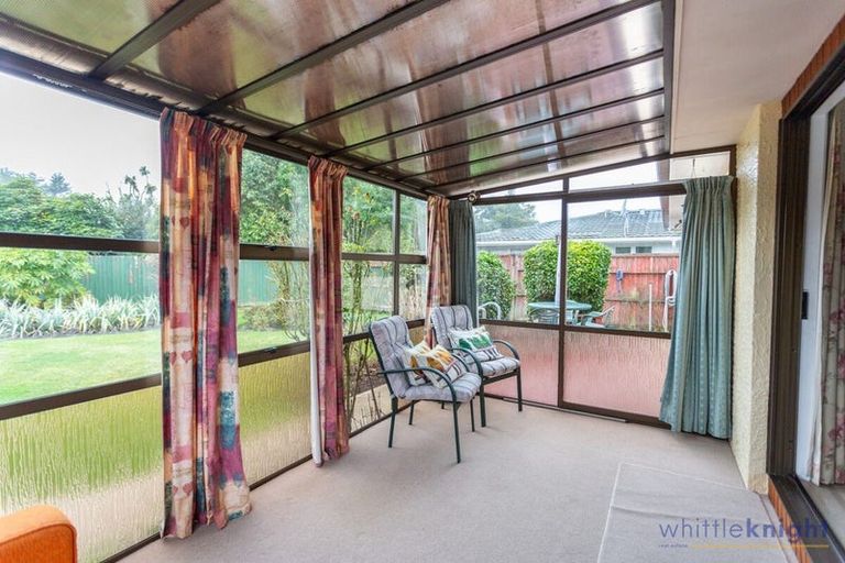 Photo of property in 6 Kyeburn Place, Avonhead, Christchurch, 8042