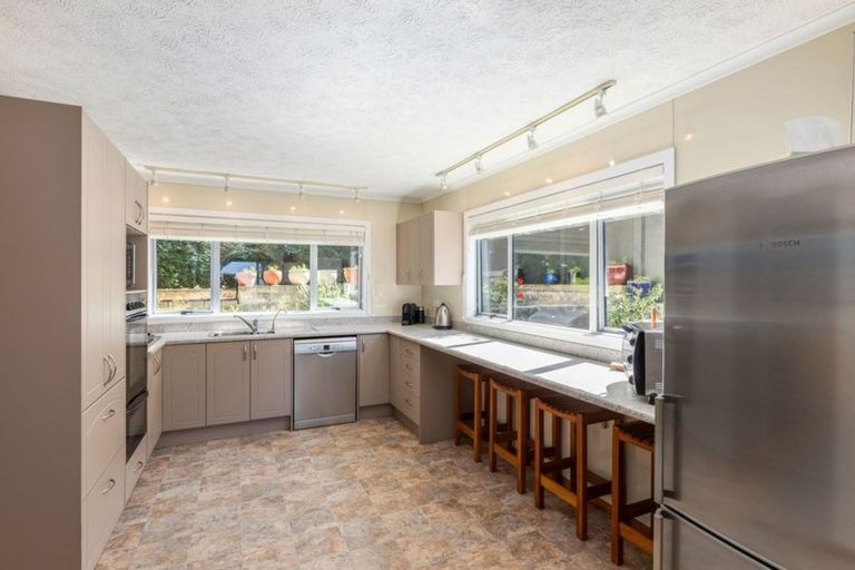 Photo of property in 15 Stanhope Grove, Korokoro, Lower Hutt, 5012