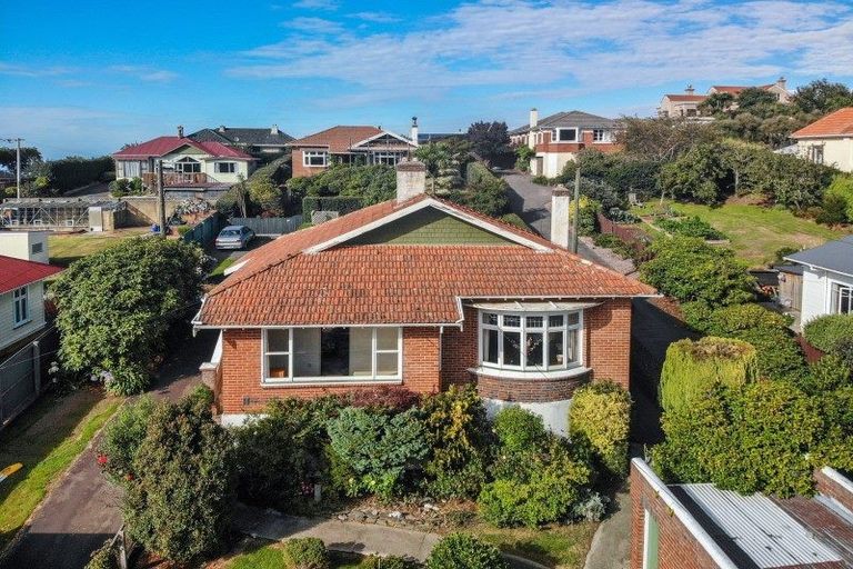 Photo of property in 27 Rosebery Street, Belleknowes, Dunedin, 9011