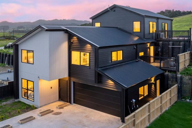 Photo of property in 33 Kapowai Way, Warkworth, 0985