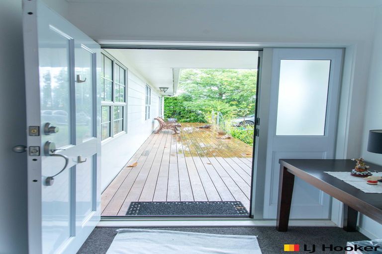 Photo of property in 148 Coxhead Road, Wattle Downs, Auckland, 2103