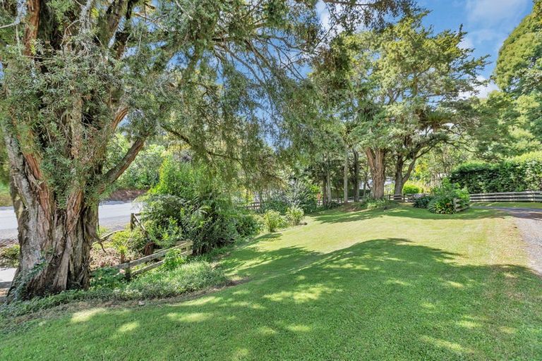 Photo of property in 165 Pipiwai Road, Ngararatunua, Whangarei, 0176
