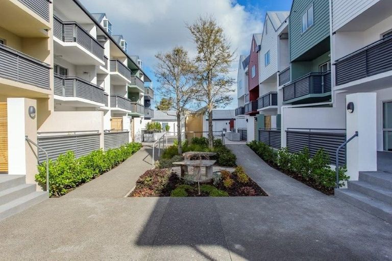 Photo of property in Amuri Park Apartments, 27/280 Bealey Avenue, Christchurch Central, Christchurch, 8013