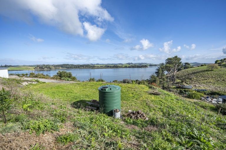 Photo of property in 17 Dem Road, Pahi, Paparoa, 0571