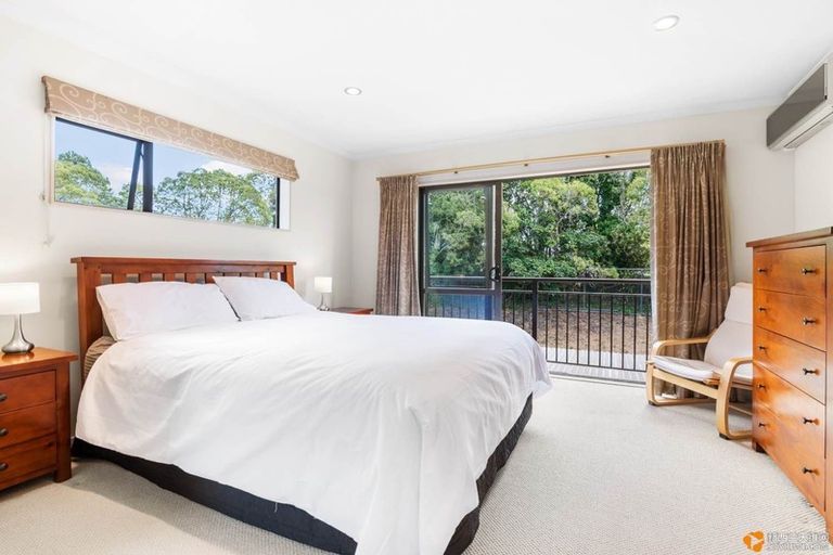 Photo of property in 6 Pennant Street, Long Bay, Auckland, 0630