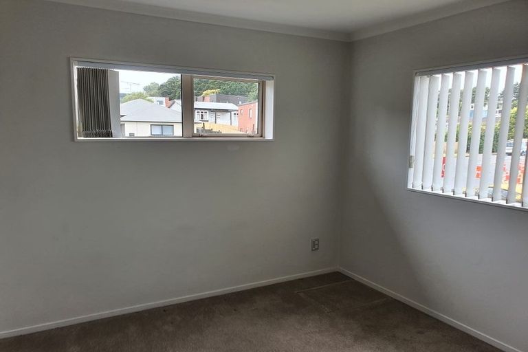 Photo of property in 1c Scotts Road, Manurewa East, Auckland, 2102