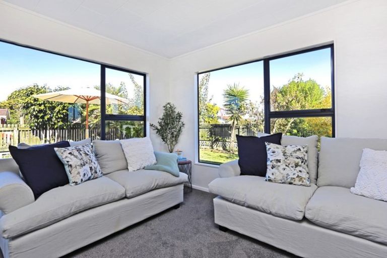 Photo of property in 1/800 Miller Street, Hastings, 4122