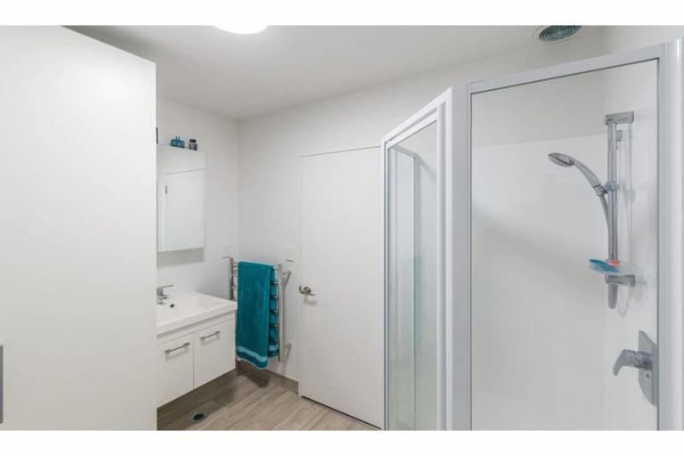 Photo of property in 13/14 Buffon Street, Waltham, Christchurch, 8023