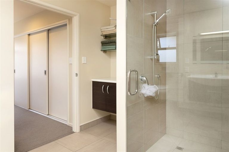 Photo of property in 35 Lakings Road, Springlands, Blenheim, 7201