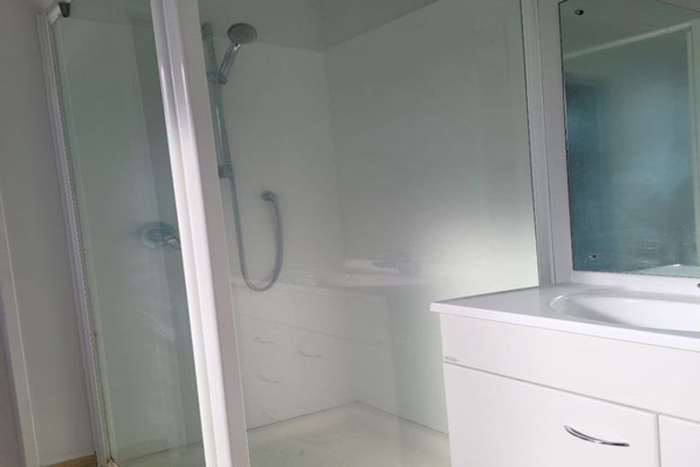 Photo of property in 22 Kayes Road, Pukekohe, 2120