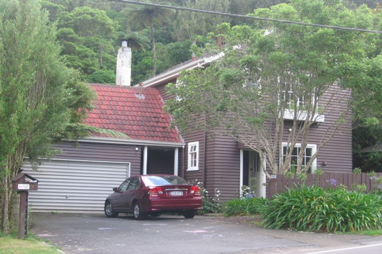 Photo of property in 60 Simla Crescent, Khandallah, Wellington, 6035