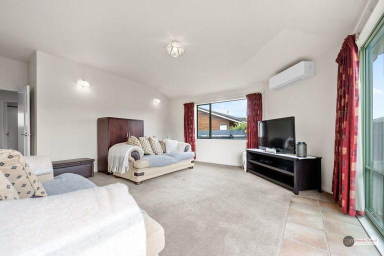 Photo of property in 10a Bracken Street, Wallaceville, Upper Hutt, 5018