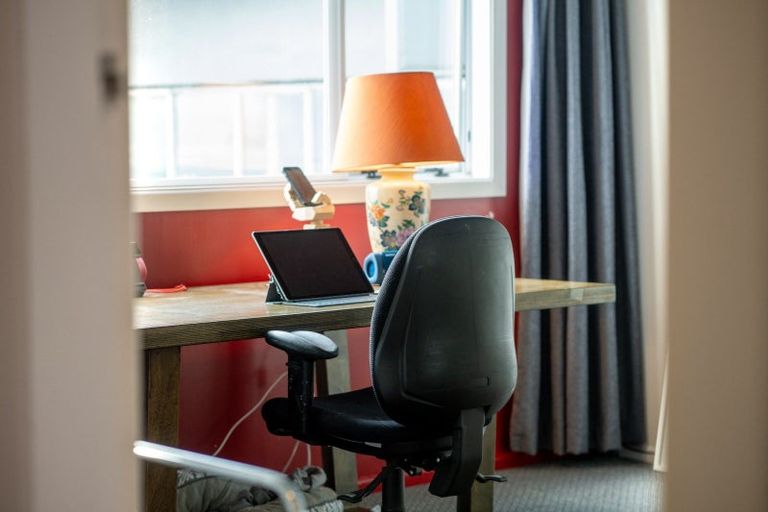 Photo of property in 10 Oxford Terrace, Mount Cook, Wellington, 6021