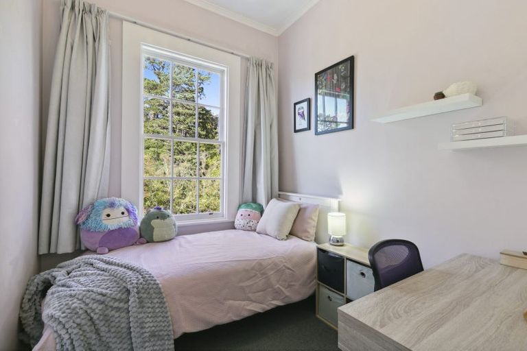 Photo of property in 80 Glenmore Street, Northland, Wellington, 6012