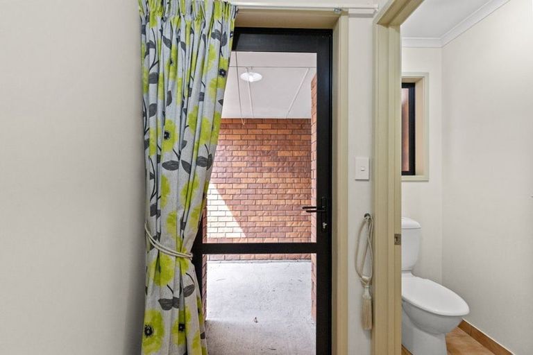 Photo of property in 2/2 Wadsworth Crescent, Redwoodtown, Blenheim, 7201