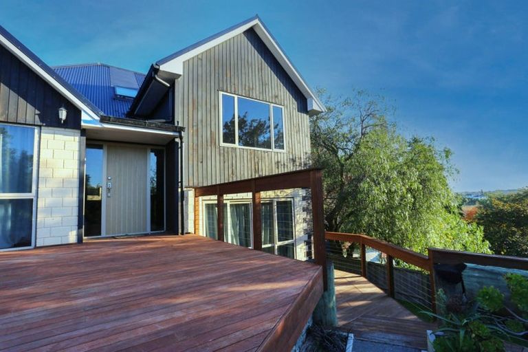 Photo of property in 16a Hackthorne Road, Cashmere, Christchurch, 8022