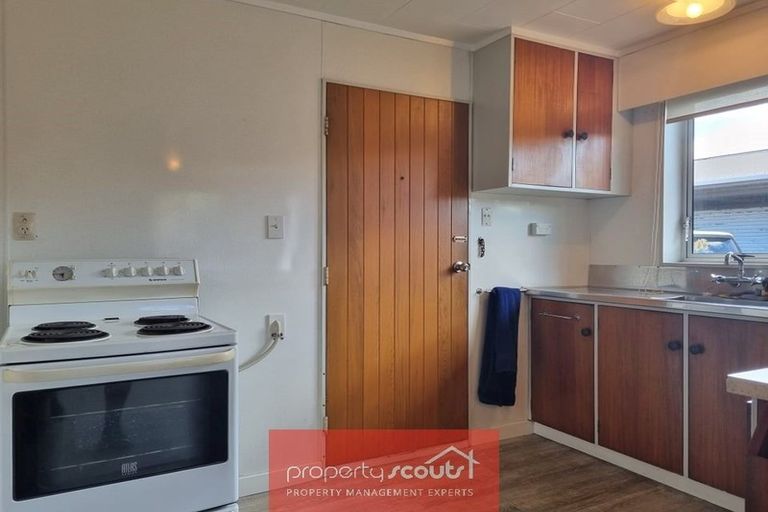 Photo of property in 4/237 Courtenay Street, Strandon, New Plymouth, 4312