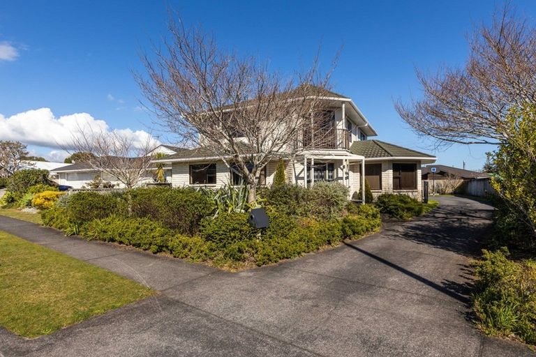 Photo of property in 167 Heta Road, Highlands Park, New Plymouth, 4312