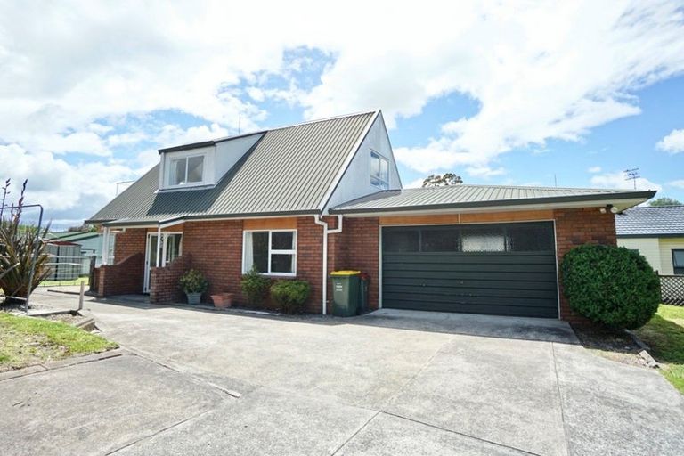 Photo of property in 57 Macloughlin Drive, Te Puke, 3119