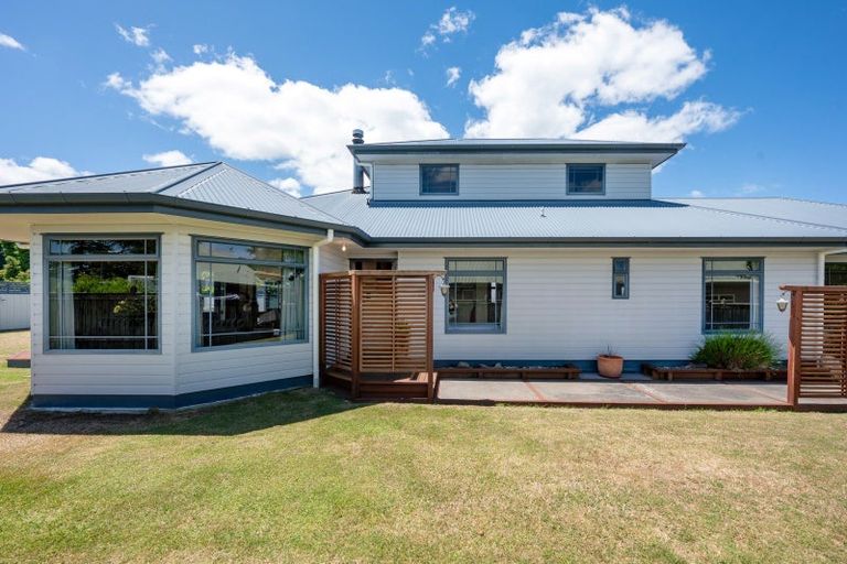 Photo of property in 137 Kenrigg Road West, Kinloch, Taupo, 3377