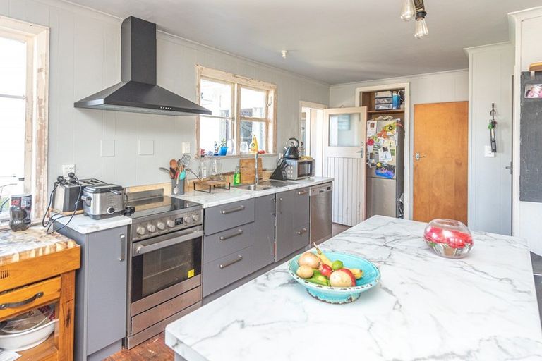 Photo of property in 219 Anzac Parade, Whanganui East, Whanganui, 4500