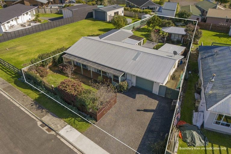 Photo of property in 77 Catherine Crescent, Whitianga, 3510