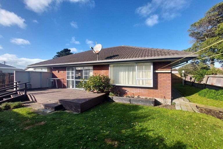 Photo of property in 104a Oram Avenue, New Brighton, Christchurch, 8061