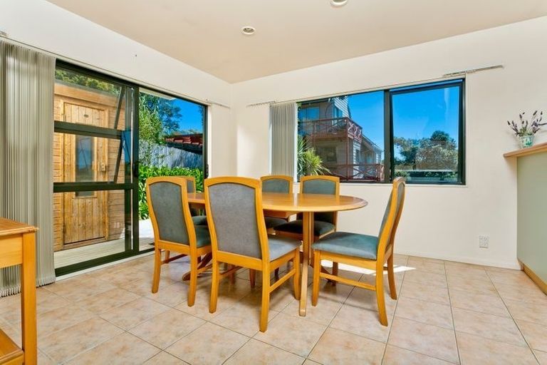 Photo of property in 9a Summit Drive, Torbay, Auckland, 0630