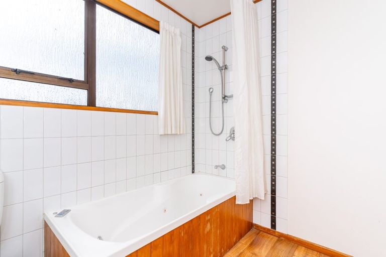 Photo of property in 21 Dryden Street, Milton, 9220