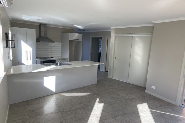 Photo of property in 6 Mill Grove, Riverhead, 0820