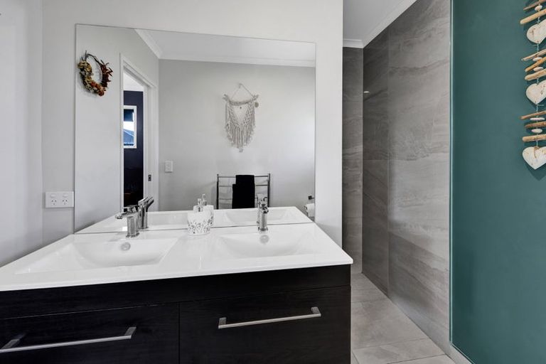 Photo of property in 405 Ketemarae Road, Normanby, Hawera, 4675