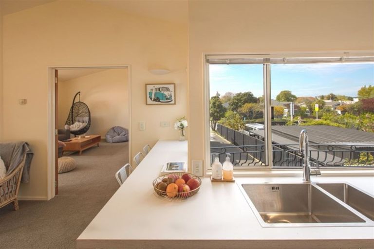 Photo of property in 51a Celia Street, Redcliffs, Christchurch, 8081